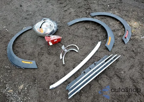 2013 Mini Cooper из США, поврежденный, VIN WMWZN3C5XDT569361